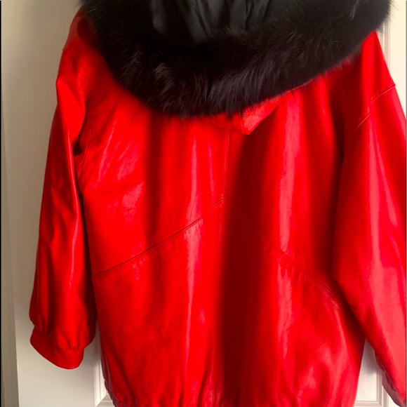 Soft leather warmth in excellent condition. - Picture 1 of 2
